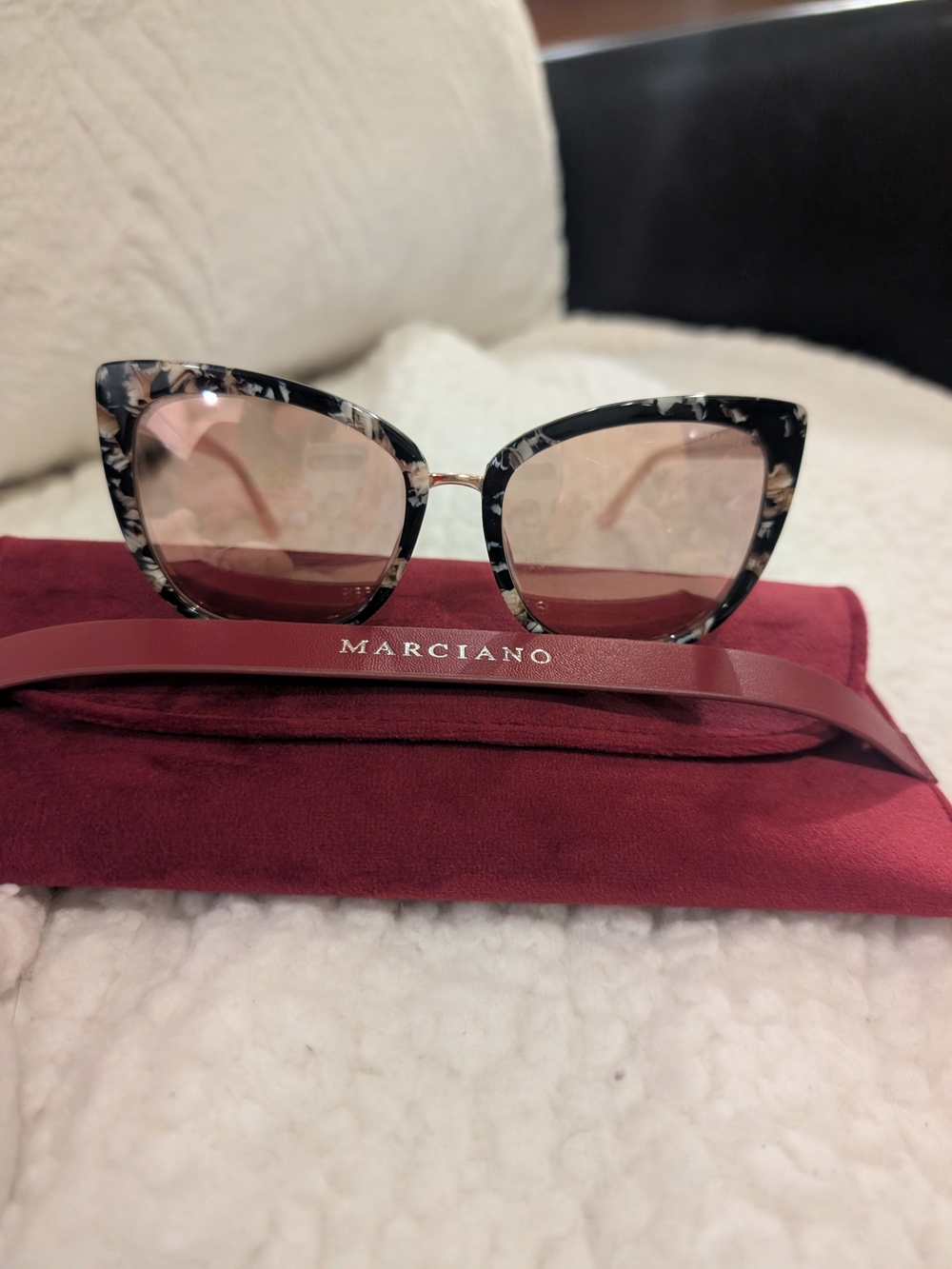 Marciano Black Tortoiseshell Frame Sunglasses with Pink Lenses - Picture 7 of 10